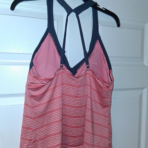 Womens Nike Dri Fit CROP Strappy Tank Sports Bra Sz XL Peach Salmon Racerback - Picture 2 of 3